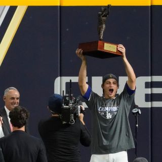 Corey Seager es nombrado MVP de la Serie Mundial