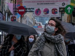 Hasta esta última semana de octubre, varias capitales europeas vuelven a estado de emergencia por la pandemia de COVID-19. EFE/ O. Hoslet