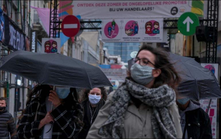 Hasta esta última semana de octubre, varias capitales europeas vuelven a estado de emergencia por la pandemia de COVID-19. EFE/ O. Hoslet