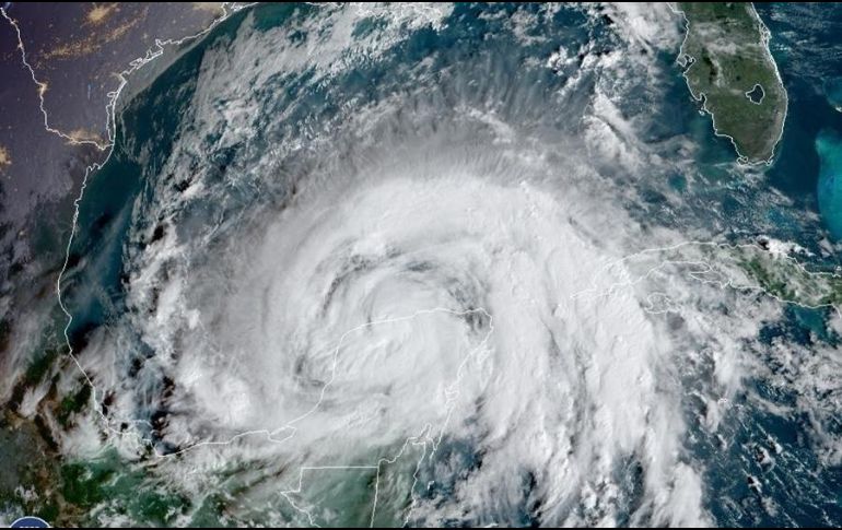 Luisiana, Mississippi, Alabama y Florida serán los estados que registren más afectaciones. EFE/NHC