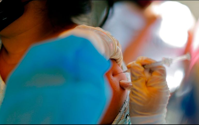 El Gobierno suscribió un acuerdo de equivalencia para que por medio la UNOPS pueda adquirir medicamentos en todo el mundo y con ellos terminar con el desabasto de medicinas. AFP / L. Gonzáles