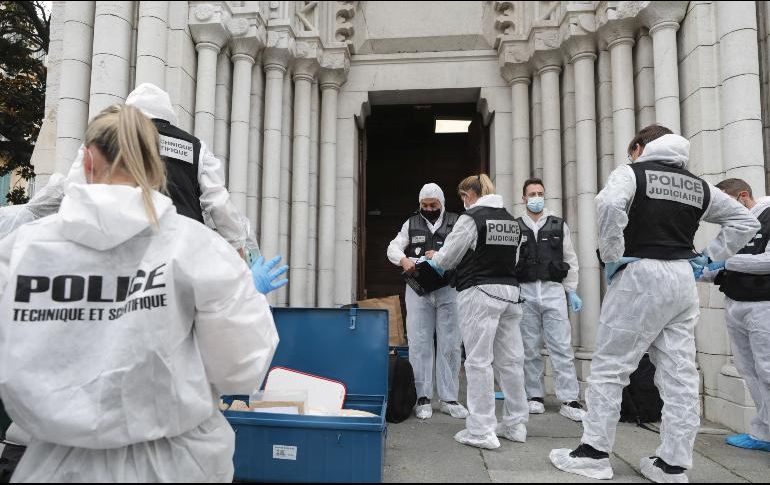 Los hechos ocurrieron la mañana de este jueves en la basílica de Nuestra Señora de la Asunción, en pleno de centro de Niza. EFE / E. Gaillard