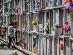 En total, durante 2019 se registraron 747 mil 784 muertes; se incrementó ligeramente respecto al 2018. La tendencia de género se mantuvo igual al registrar 56.4% de muertes en hombres y 43.5% en mujeres ambos años. AFP / P. Pardo