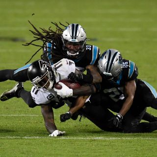 Falcons visita a Panthers y los derrota