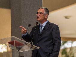 El empresario pidE apoyo a los usuarios de Twitter para saber cómo repartir el dinero: mil premios de mil pesos, 200 premios de 500 pesos o 100 premios de 10 mil pesos. EL INFORMADOR / ARCHIVO