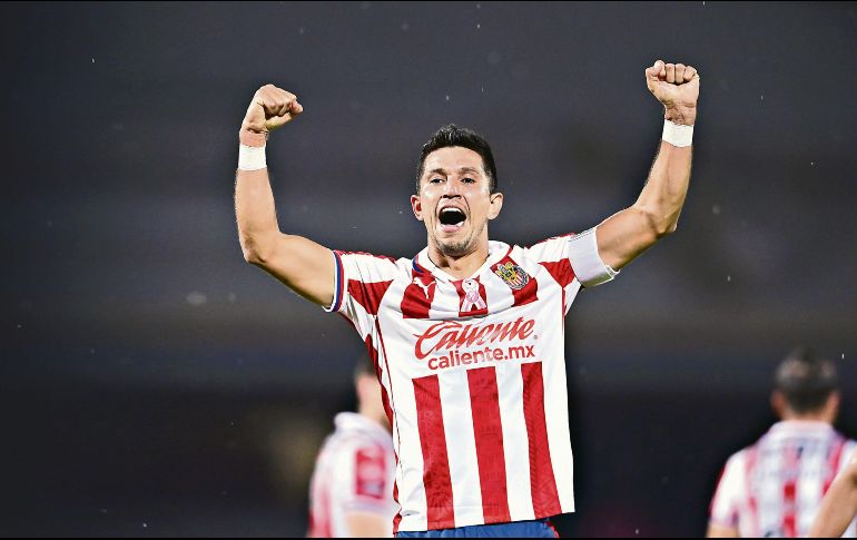 JESÚS MOLINA. El capitán del Guadalajara celebra tras conseguir el segundo gol de su equipo ayer en la casa de los Pumas. IMAGO7