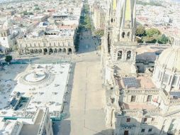 Tomas aéreas que muestran vacías las plazas del Centro de Guadalajara. FACEBOOK@deltoroismael
