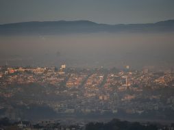 El nuevo impuesto por la emisión de gases a la atmósfera se justificó en su momento con el argumento de buscar alentar el uso de energías renovables. EL INFORMADOR/ARCHIVO