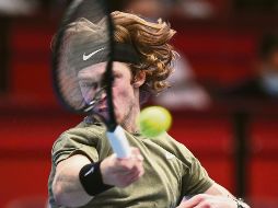 GANADOR. El ruso suma su quinto título del año. EFE