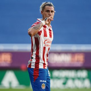 Chivas: Refuerzos que trajo Peláez quedan a deber