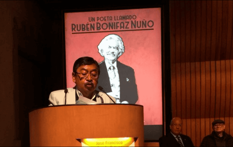 Conde Ortega se dedicó a dar clases por más de 35 años. TWITTER /