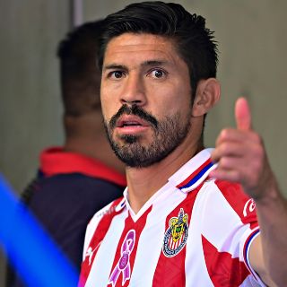 Chivas: Oribe Peralta, frustrado por indisciplinas en el Rebaño
