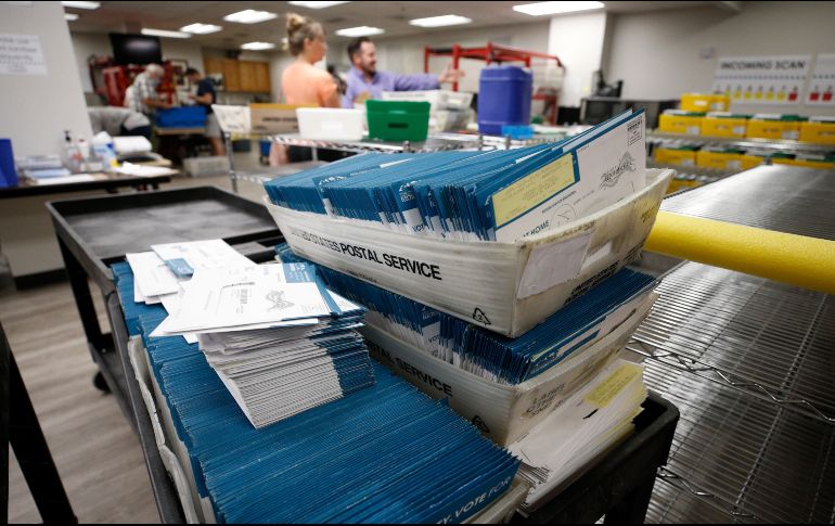 Debido a la gran cantidad de boletas enviadas a través del Servicio Postal de EU, los resultados de la elección tardarán más en hacerse oficiales. EFE / G. Frey