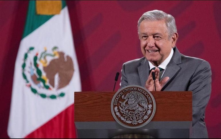 López Obrador recordó que ha costado mucho dinero poner Agronitrogenados en operación. EFE