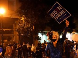 Los Colegios Electorales en la costa oeste de EU fueron de los últimos en cerrar. AP / J. CHIU