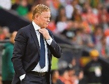 PREOCUPADO. Koeman espera mejores resultados de sus delanteros. EFE