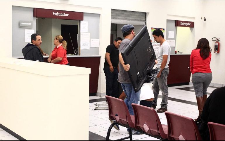 Muchos no jóvenes tienen acceso a la banca formal. EL INFORMADOR/Archivo