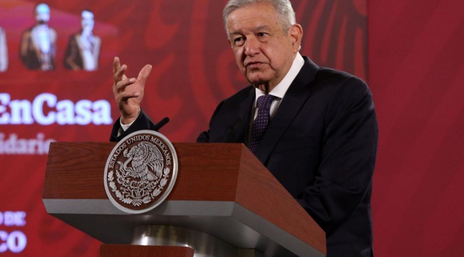 Antes de pasar a la sesión de preguntas con la prensa, el Presidente pidió que se pusiera de fondo el tema de Chávez, ''si no se hace aburrida la conferencia''. SUN / C. Mejía