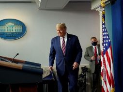 Periodistas expresan su malestar ante las mentiras de Trump. EFE/C. Kleponis