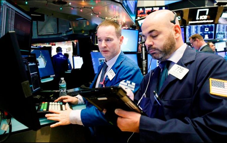 Este viernes, los índices cerraron con cifras estables. EFE/ARCHIVO