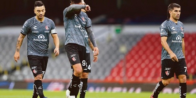 Atlas va por un cierre digno