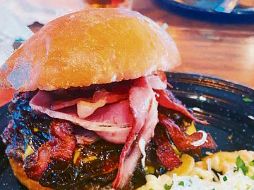 Delicia. Smokey Cow Burger, en Louie Burger. ESPECIAL