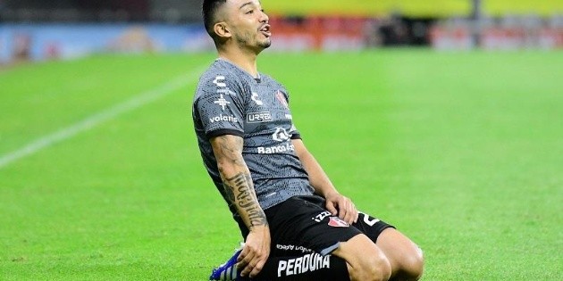 Lorenzo Reyes, &iquest;se despide de Atlas?