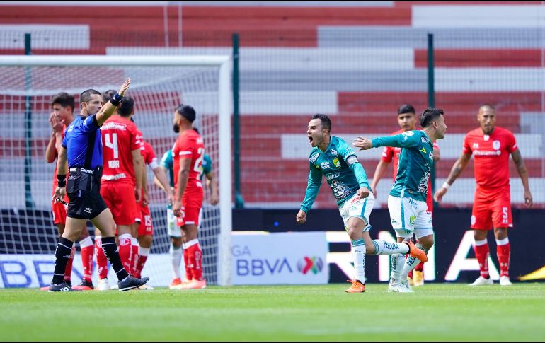 Luis Montes se encargó de anotar un golazo con el que León evitó la derrota en Toluca. Imago7