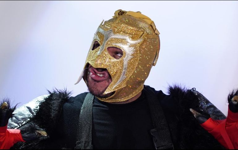 DESCUBIERTO. El Escorpión Dorado fue descubierto bajo la máscara de Cerbero. TWITTER/@eslamascara