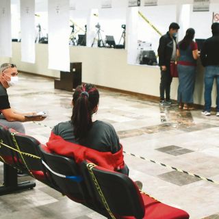 Tardanza en las citas para INE y pasaporte se duplica en pandemia