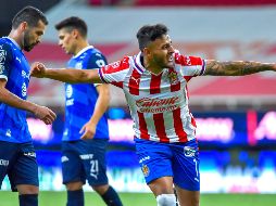 En su revisión semanal del arbitraje, Arturo Brizio avaló el gol de Chivas en contra de Monterrey, precedido de un fuera de lugar de Oribe Peralta, delantero del Rebaño. IMAGO7