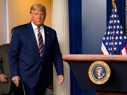 Trump ha continuado tuiteando acusaciones infundadas de fraude y ha llegado a decir que ganó las elecciones, pese a que todas las proyecciones de resultados dan la victoria a su oponente. AP / E. Vucci