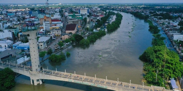 AMLO implementará plan integral para ayudar a damnificados por inundaciones