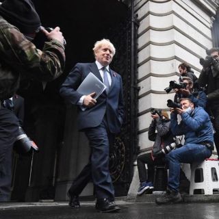 Boris Johnson habla con Joe Biden sobre sus "prioridades comunes"