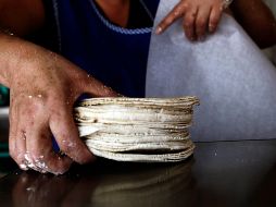 Advierten que un nuevo aumento en el kilo de tortilla afectará el poder adquisitivo de las familias. EL INFORMADOR/ARCHIVO