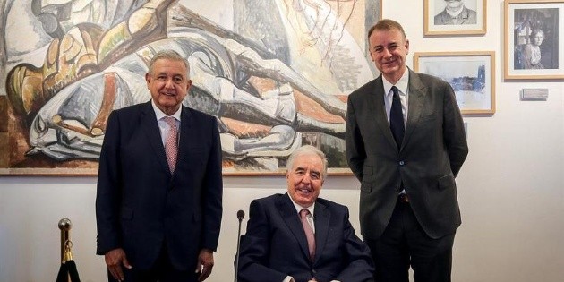 AMLO anuncia que en 2021 se duplicar&aacute; la cobertura de Internet