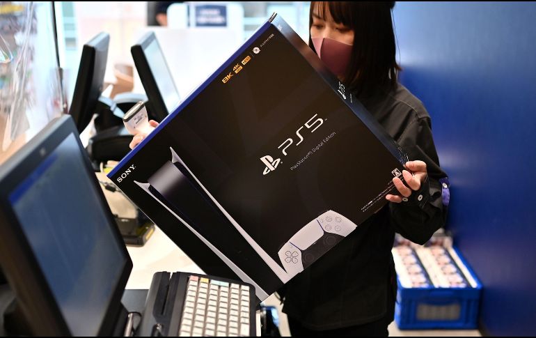Según la mayoría de los analistas, Sony superará de nuevo a Microsoft en el número de consolas vendidas. AFP/C. Triballeau