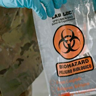 Líderes mundiales piden un acceso universal a vacuna contra el coronavirus