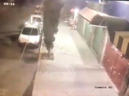 Según los testigos, la explosión se escuchó a varios metros de distancia. TWITTER/c4jimenez