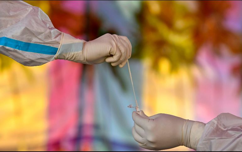 América, con una gráfica en fuerte ascenso, suma 22.9 millones de casos de COVID-19. AFP / ARCHIVO