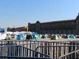 El Frena anunció el sábado el levantamiento de su campamento en el Zócalo por un aumento de agresiones en su contra. EFE / ARCHIVO