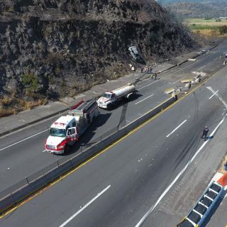Sube a 14 los muertos por explosión de pipa en la Tepic-Guadalajara