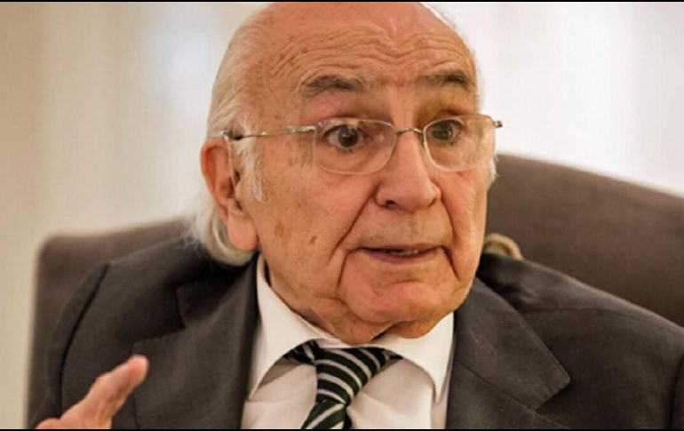 Francisco Brines fue galardonado este lunes con el Premio Cervantes 2020. ESPECIAL