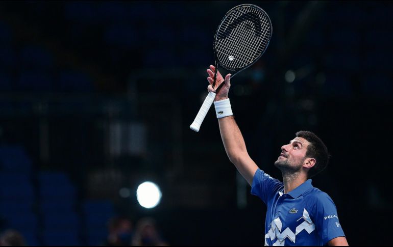 “NOLE”. Aunque no había público, saludó a las tribunas para la gente que siguió el juego por televisión. AFP