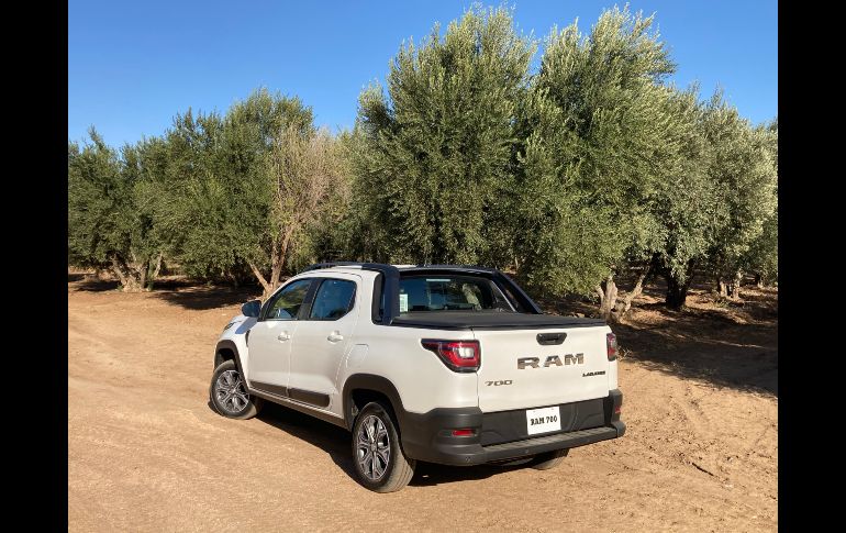 La nueva RAM 700 toma la estructura y diseño base de la Fiat Strada fabricada en Brasil. ESPECIAL