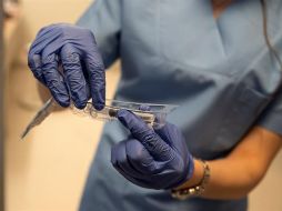 Las vacunas no son una solución mágica, asegura el organismo. EFE/ARCHIVO