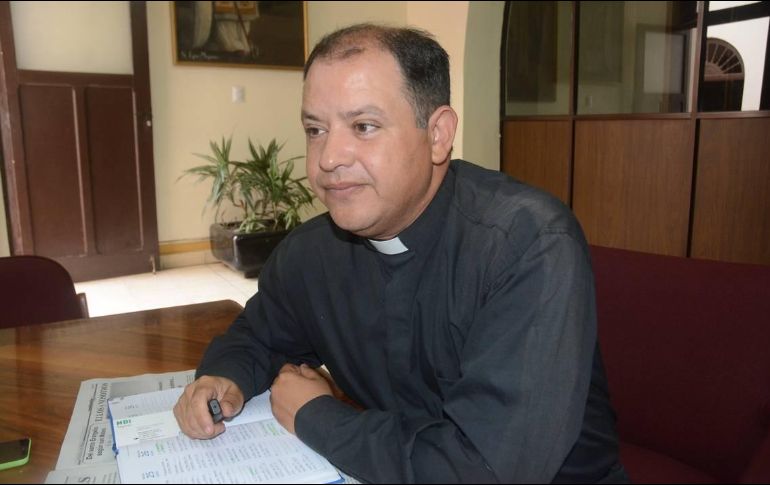 Juan Jesús Priego declaró que los deben ser responsables y acatar las medidas de prevención para evitar infecciones. ESPECIAL