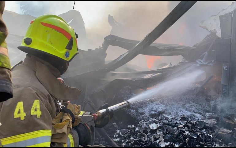 Hasta el momento las autoridades desconocen las causas del siniestro. ESPECIAL