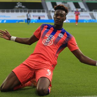 Chelsea derrota al Newcastle United y es líder de la Premier League