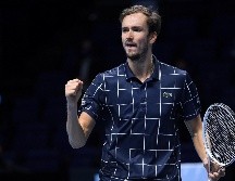 Medvedev, que el año pasado debutó con tres derrotas en la fase de grupos, desafiará a un Thiem que en 2019 perdió la final frente al griego Stefanos Tsitsipas. EFE / A. Rain
